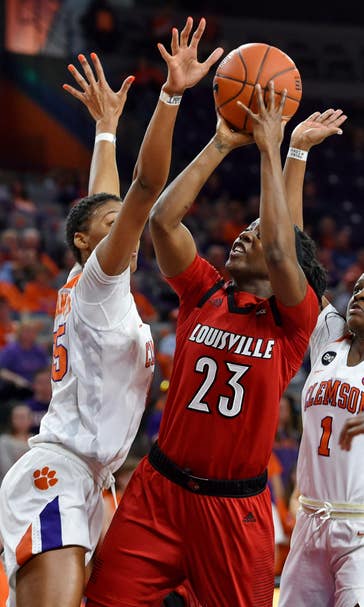 Jones leads No. 3 Louisville to 76-44 win over Clemson